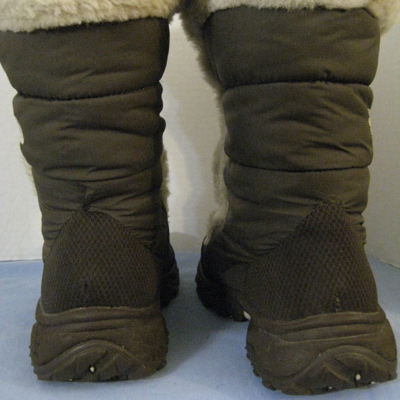 The North Face Nuptse Heatseeker Insulated Boots - Picture 4 of 6